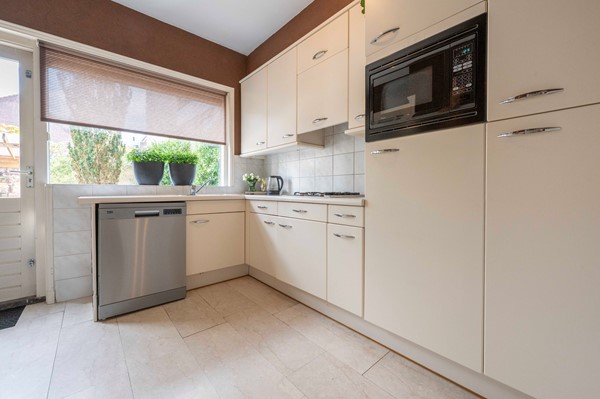 Medium property photo - Fenkelstraat 12, 4731 JB Oudenbosch